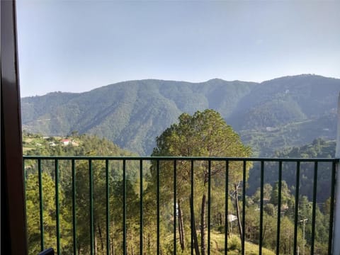 Hotel Emerald Valley Hotel in Himachal Pradesh