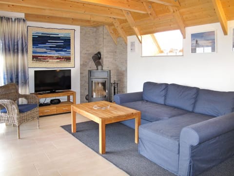 Holiday Home Cuxland Ferienpark-2 by Interhome House in Schleswig-Holstein