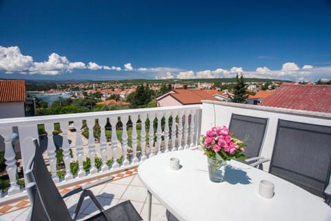 Balcony/Terrace, City view