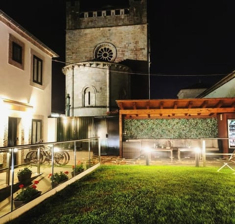 Night, Garden, Landmark view