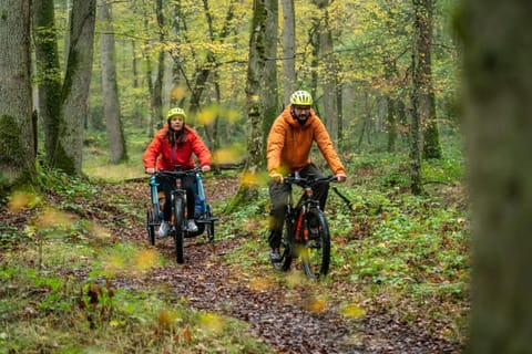 Cycling, Autumn, Family