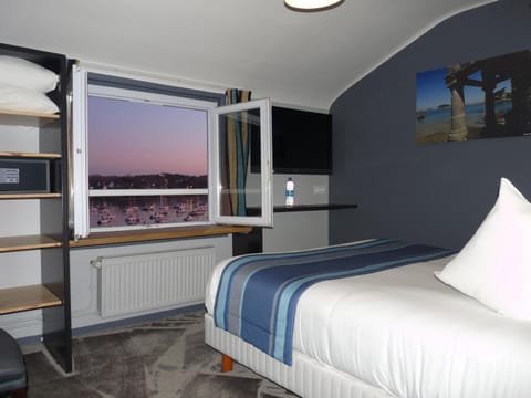 Bedroom, Sea view