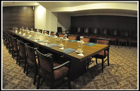 Meeting/conference room