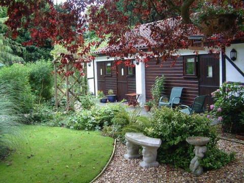 West Lodge Hotel Chambre d’hôte in Aylesbury Vale