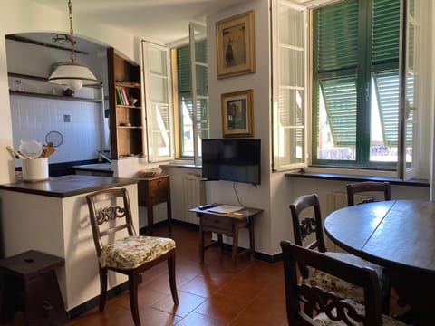 Camogli - "La Casa di Judi" - Liguria Holidays Apartment in Camogli