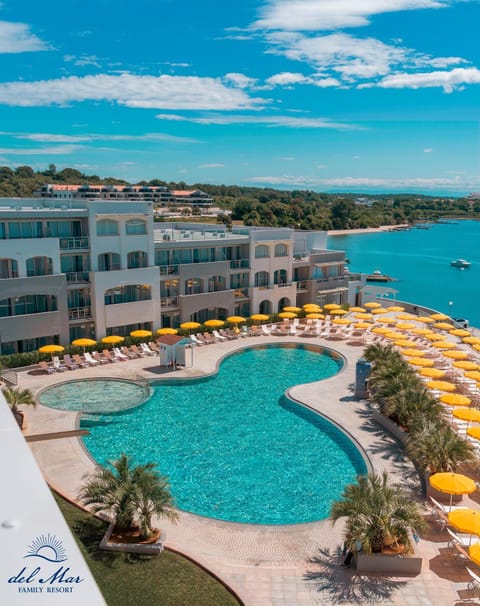 Property building, Day, Natural landscape, Beach, Pool view, Sea view, Swimming pool, sunbed