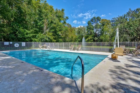 On site, Pool view, Swimming pool