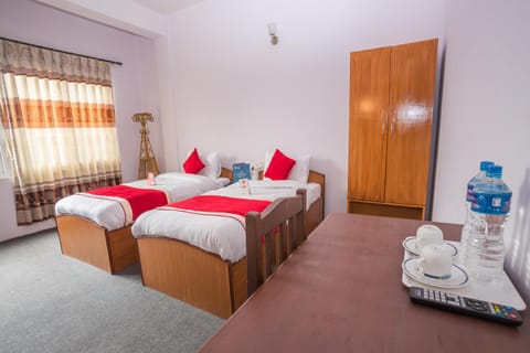 OYO 135 Lost Garden Apartment and Guest House Albergue natural in Kathmandu