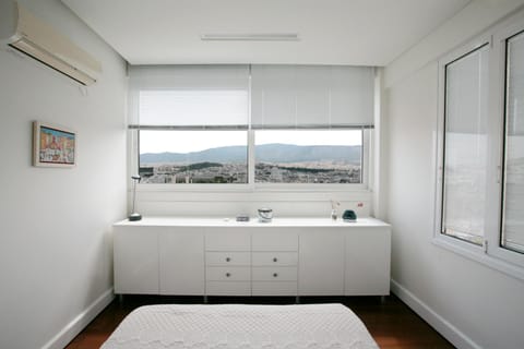 Bedroom, City view, Landmark view