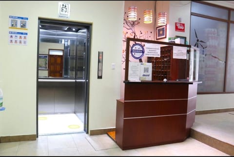 Lobby or reception, Area and facilities, elevator