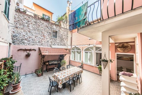 Patio, Garden