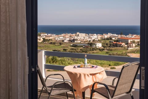 Balcony/Terrace, City view, Sea view, Street view