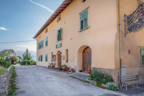 Property building, Street view