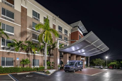 Cambria Hotel Ft Lauderdale, Airport South & Cruise Port Hotel in Dania Beach