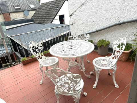 Patio, Balcony/Terrace