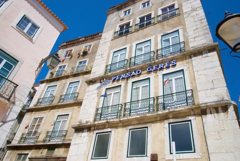 Residencial Geres Alojamiento y desayuno in Lisbon