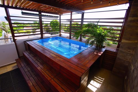 Hot Tub, Hot Tub, Balcony/Terrace