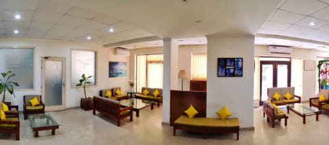 YWCA International Guest House Bed and Breakfast in New Delhi