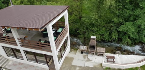 Bird's eye view, BBQ facilities