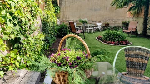 El Jardinet de Sant Esteve Condo in Olot