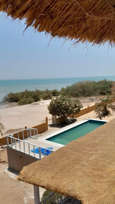 la villa sur la plage Alojamiento y desayuno in Senegal