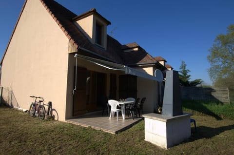 Le Port Mesnil House in Bourgogne-Franche-Comté