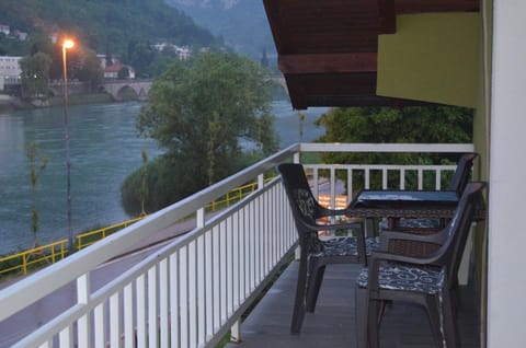 Natural landscape, View (from property/room), Balcony/Terrace, Lake view, Mountain view, River view