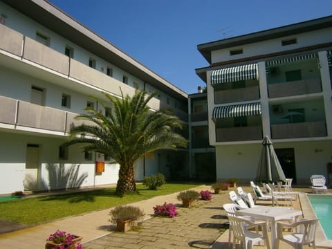 Residence Verde Pineta Appartement-Hotel in Principina a Mare