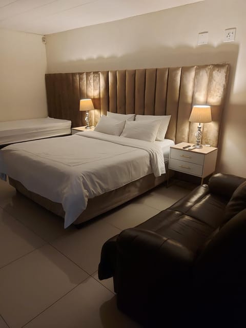Purple Olive Guest House Bed and Breakfast in Pretoria
