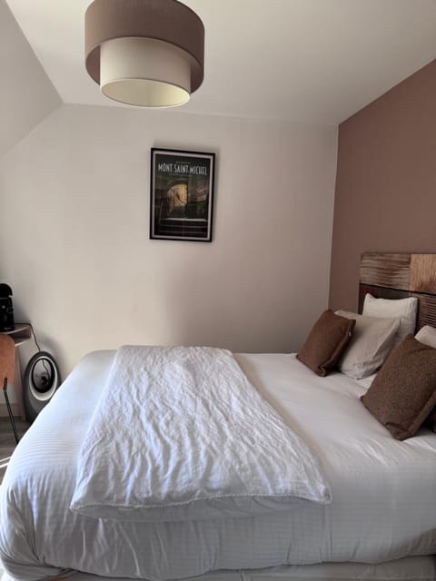 L'Orée du Mont proche du mont saint Michel Bed and Breakfast in Brittany