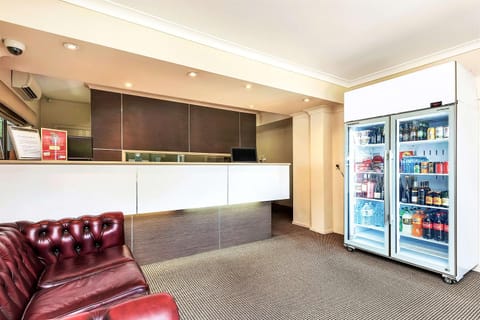 Comfort Inn & Suites Sombrero Hotel in Adelaide