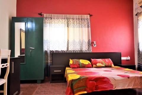 Monte Villa Guest House Bed and Breakfast in Candolim
