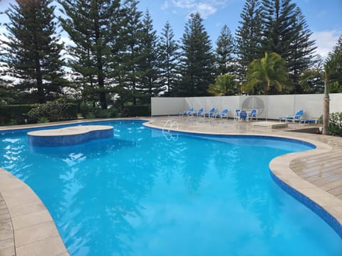 Burleigh Surf Apartments Apartment hotel in Gold Coast