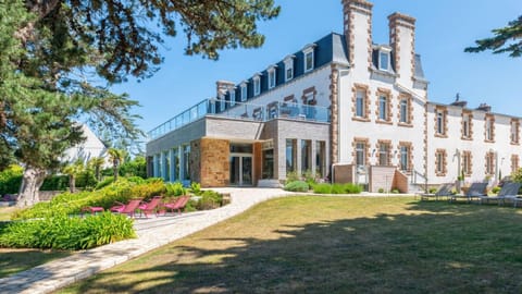 Hôtel Les Costans, The Originals Relais Hotel in Perros-Guirec