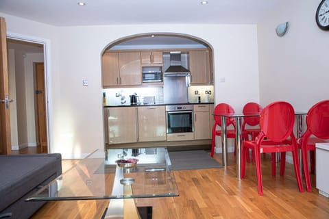 Tranquil Apartment with Stunning Views Apartamento in Enfield