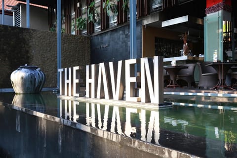 THE HAVEN Bali Seminyak Hotel in Kuta