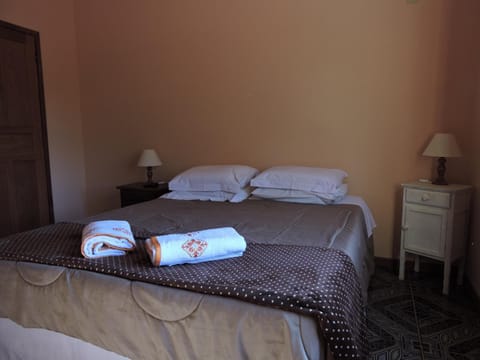 Bed, Photo of the whole room