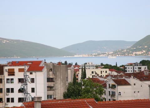 Neighbourhood, City view, Garden view, Sea view, Street view