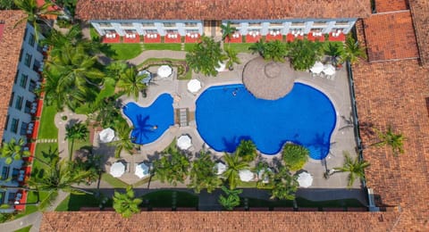Plaza Pelicanos Club Beach Resort All Inclusive Resort in Puerto Vallarta