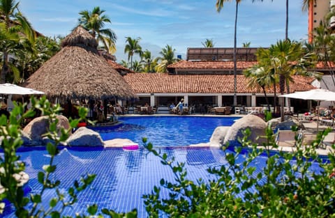 Plaza Pelicanos Club Beach Resort All Inclusive Resort in Puerto Vallarta
