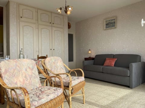 Appart Studio 2 couchages SAINT GILLES CROIX DE VIE - FR-1-224-116 Wohnung in Saint-Gilles-Croix-de-Vie