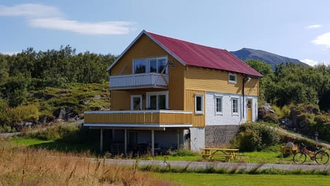 Property building, Garden