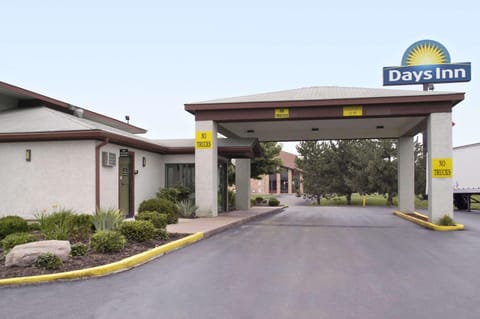 Property building, On site