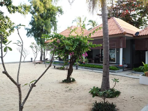 Maenam Villa Hotel Hotel in Ko Samui