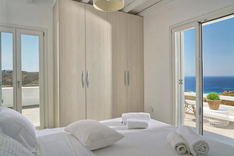 Elia Horizon Mykonos Condo in Decentralized Administration of the Aegean