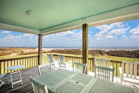 Lotz A View Home House in Bolivar Peninsula