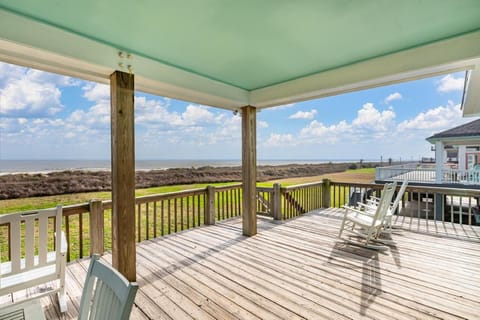 Lotz A View Home House in Bolivar Peninsula