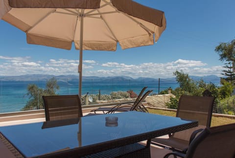 Villa Boukari Beach Condo in Peloponnese, Western Greece and the Ionian