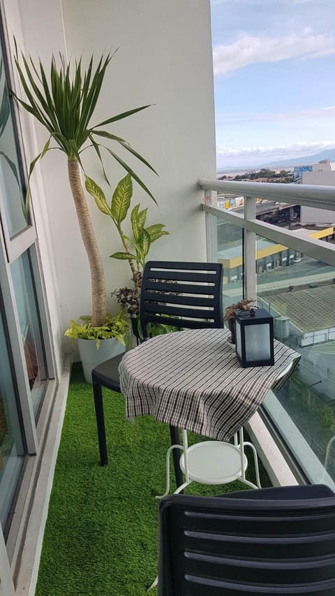 Azure Resort Cheap Apartments with View and Balcony by LC Condo in Paranaque