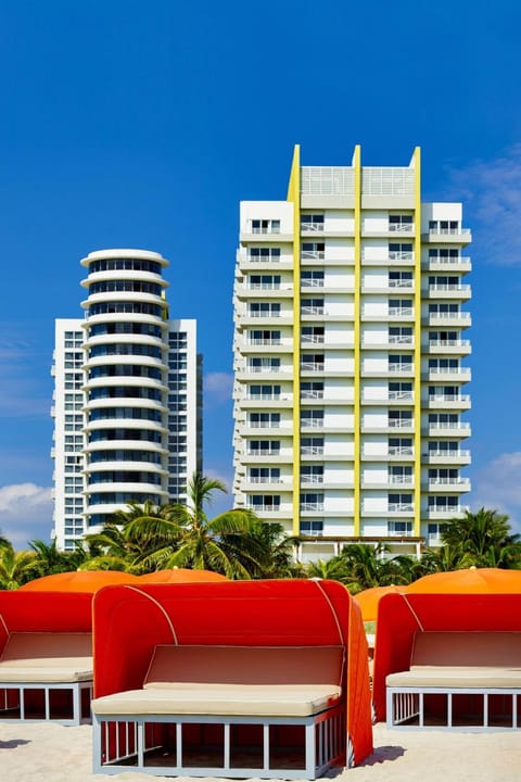 Royal Palm South Beach Miami, a Tribute Portfolio Resort Resort in Flamingo Lummus